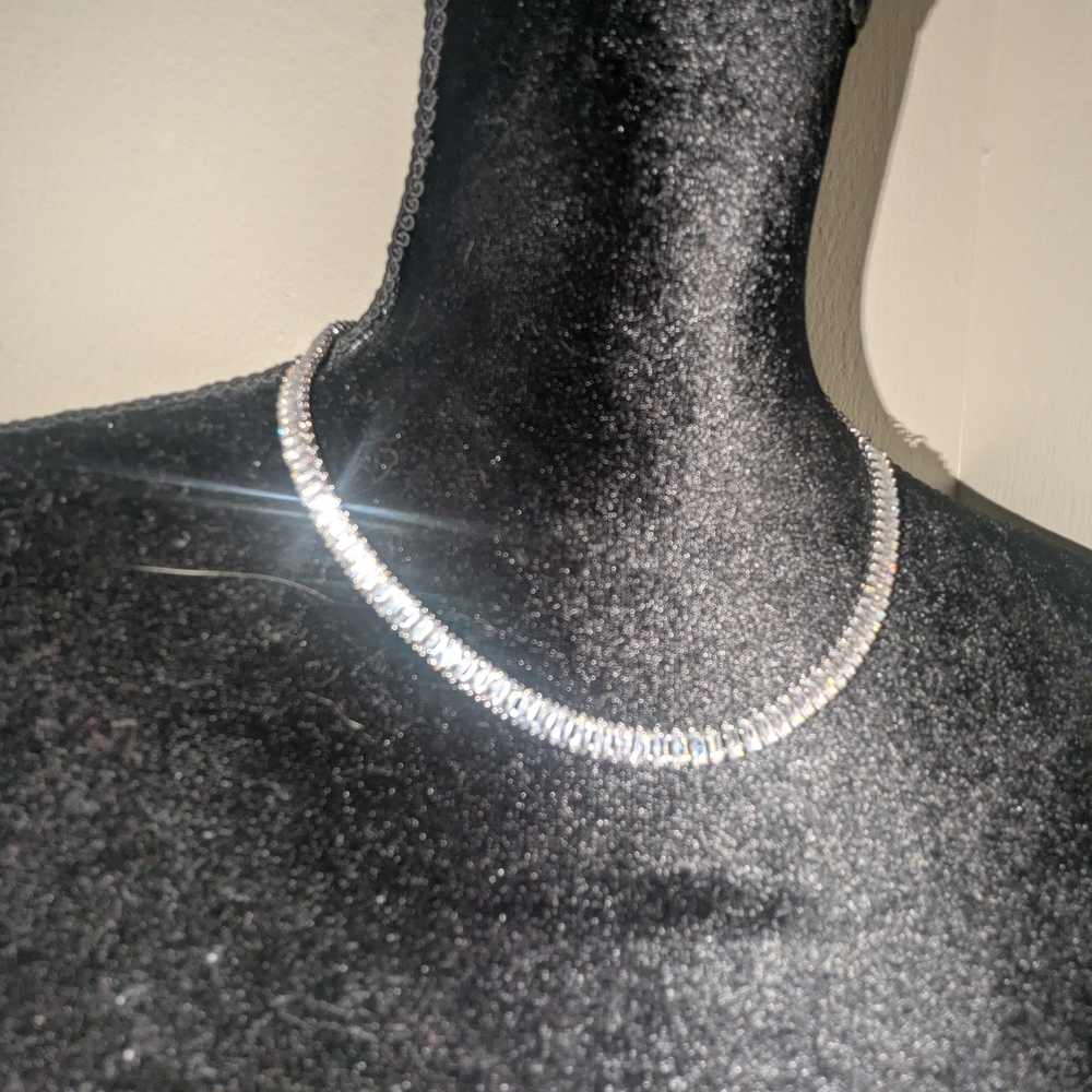 Elegant Silver Necklace